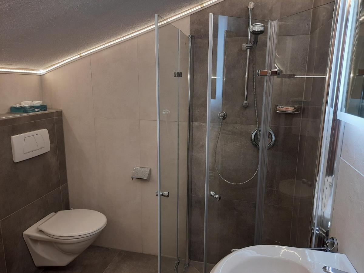 Hotel Garni Viktoria Санкт Антон ам Арлберг Екстериор снимка