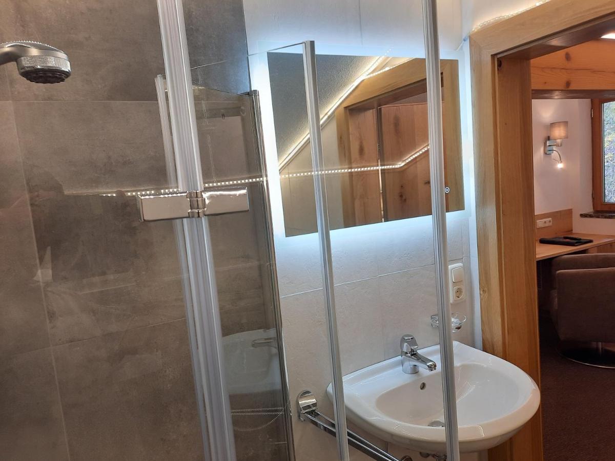Hotel Garni Viktoria Санкт Антон ам Арлберг Екстериор снимка