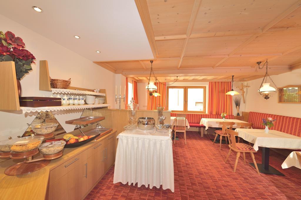 Hotel Garni Viktoria Санкт Антон ам Арлберг Екстериор снимка